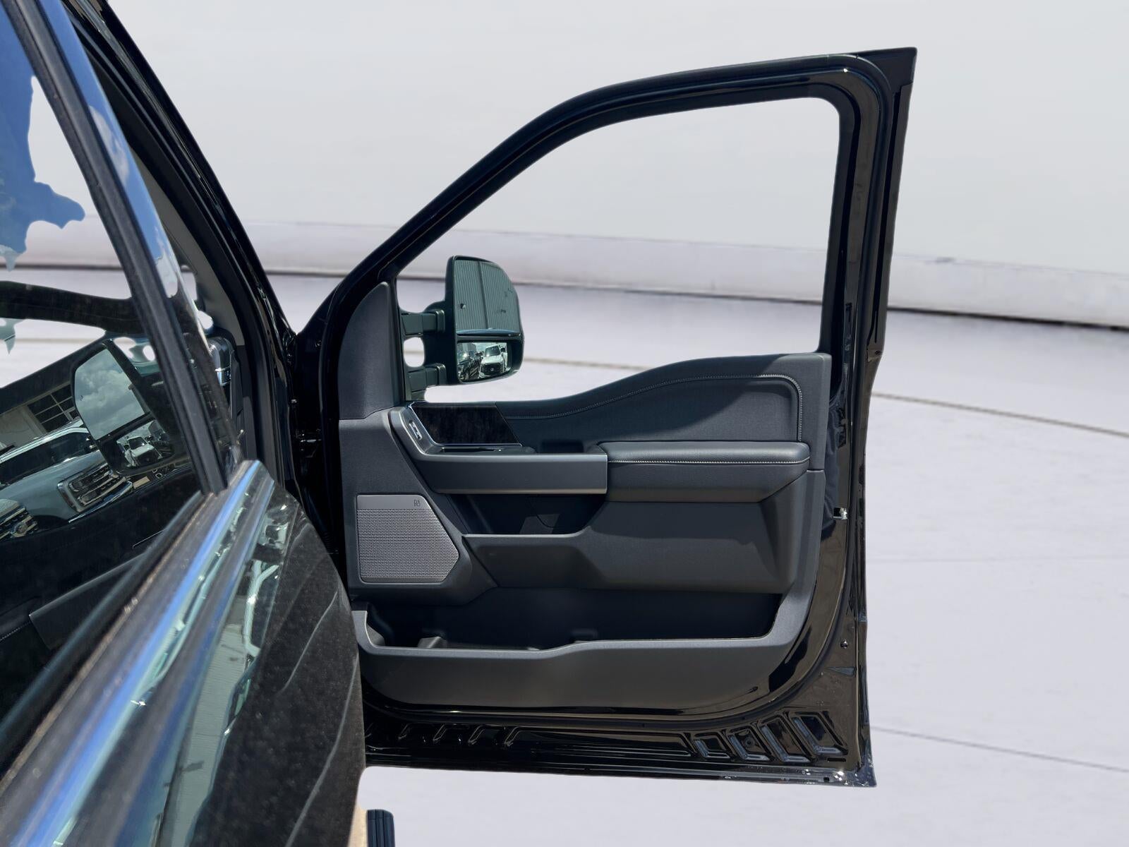 2026 Ford Super Duty F-250 Lariat