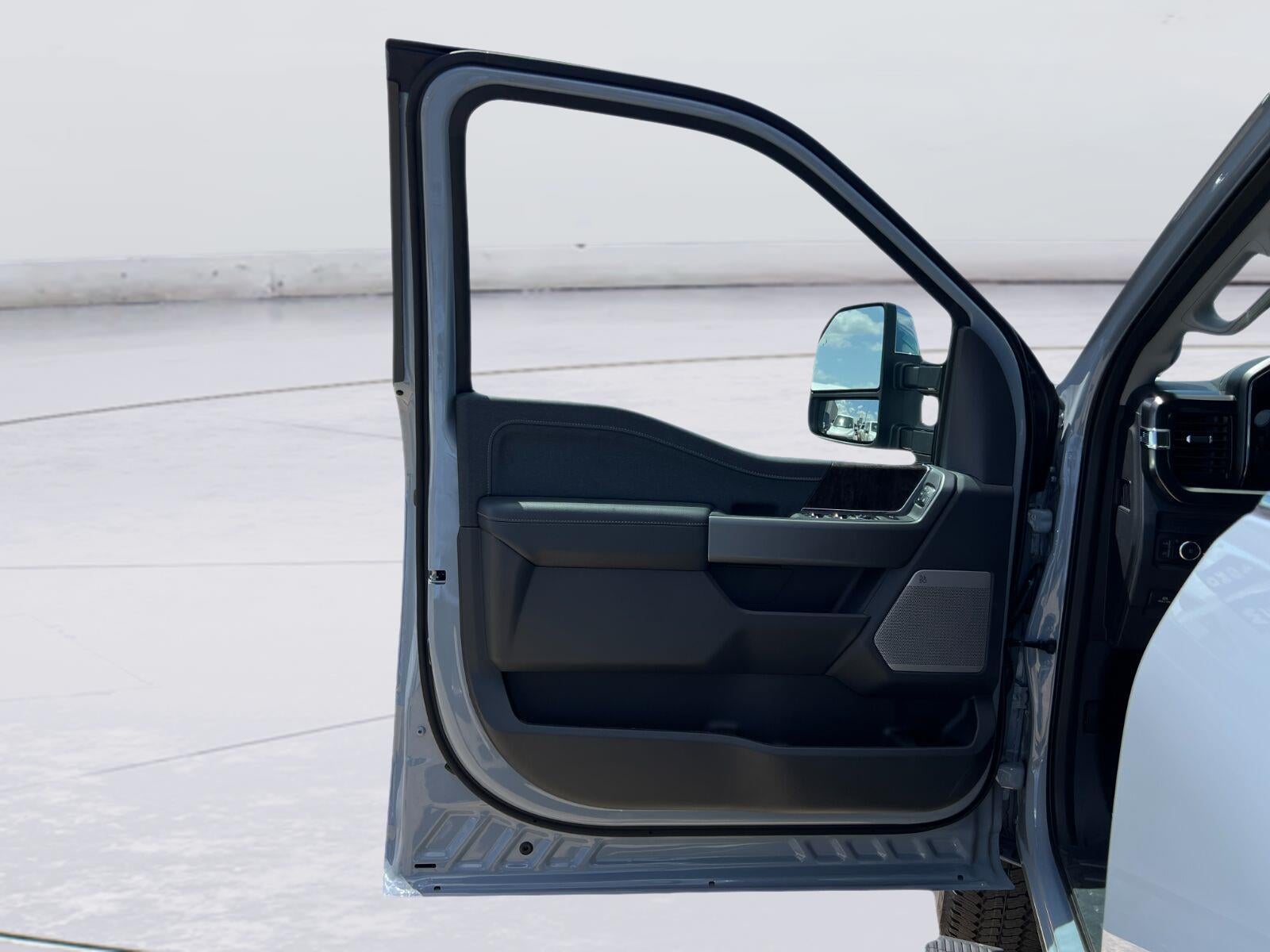 2026 Ford Super Duty F-250 Lariat
