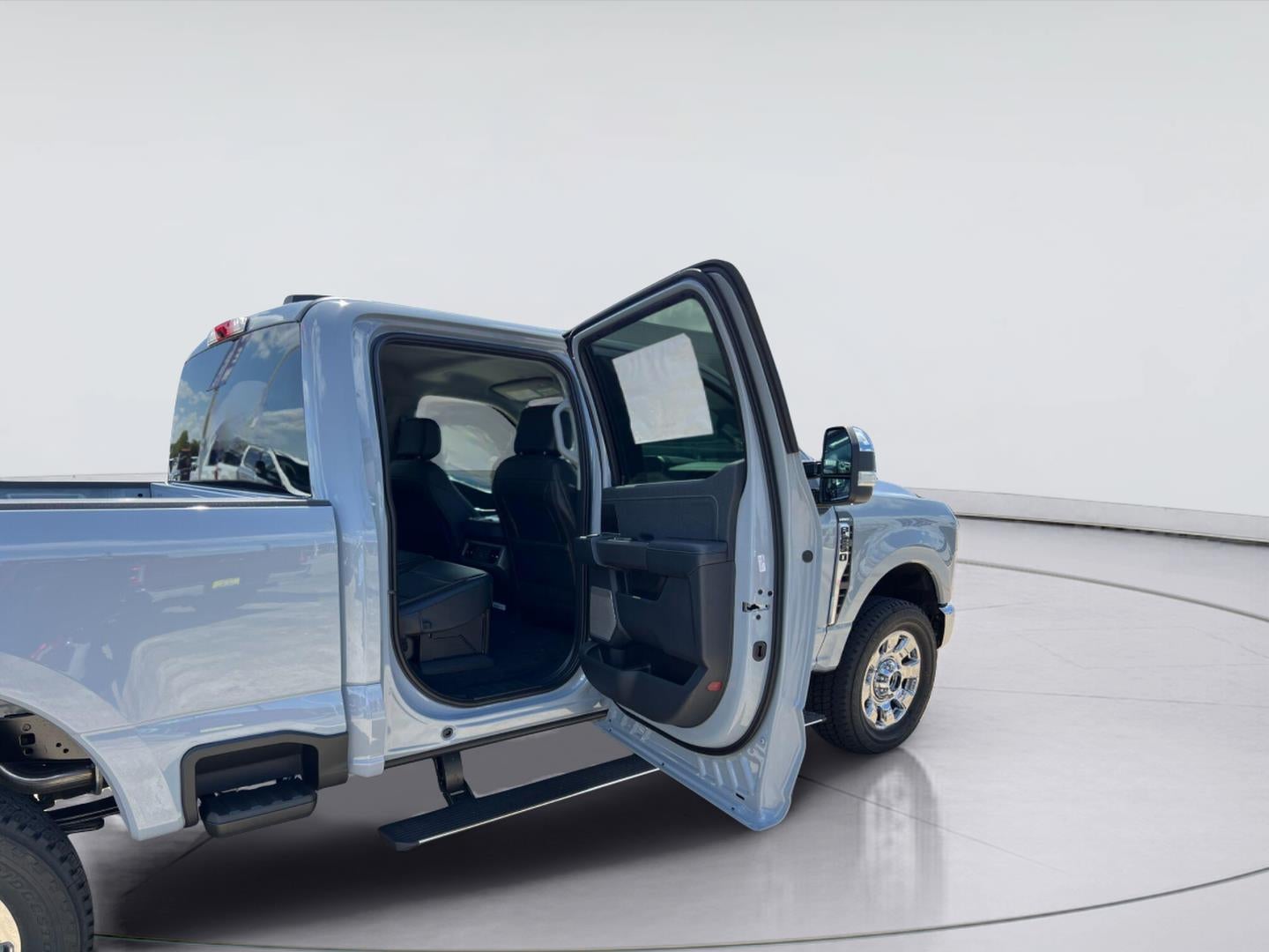 2026 Ford Super Duty F-250 Lariat