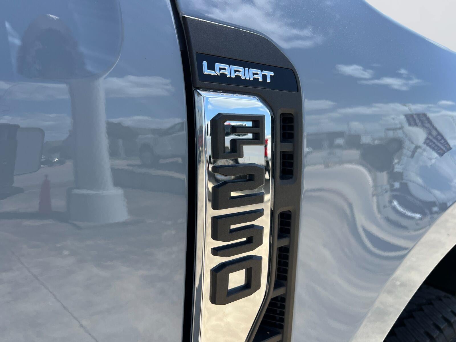 2026 Ford Super Duty F-250 Lariat