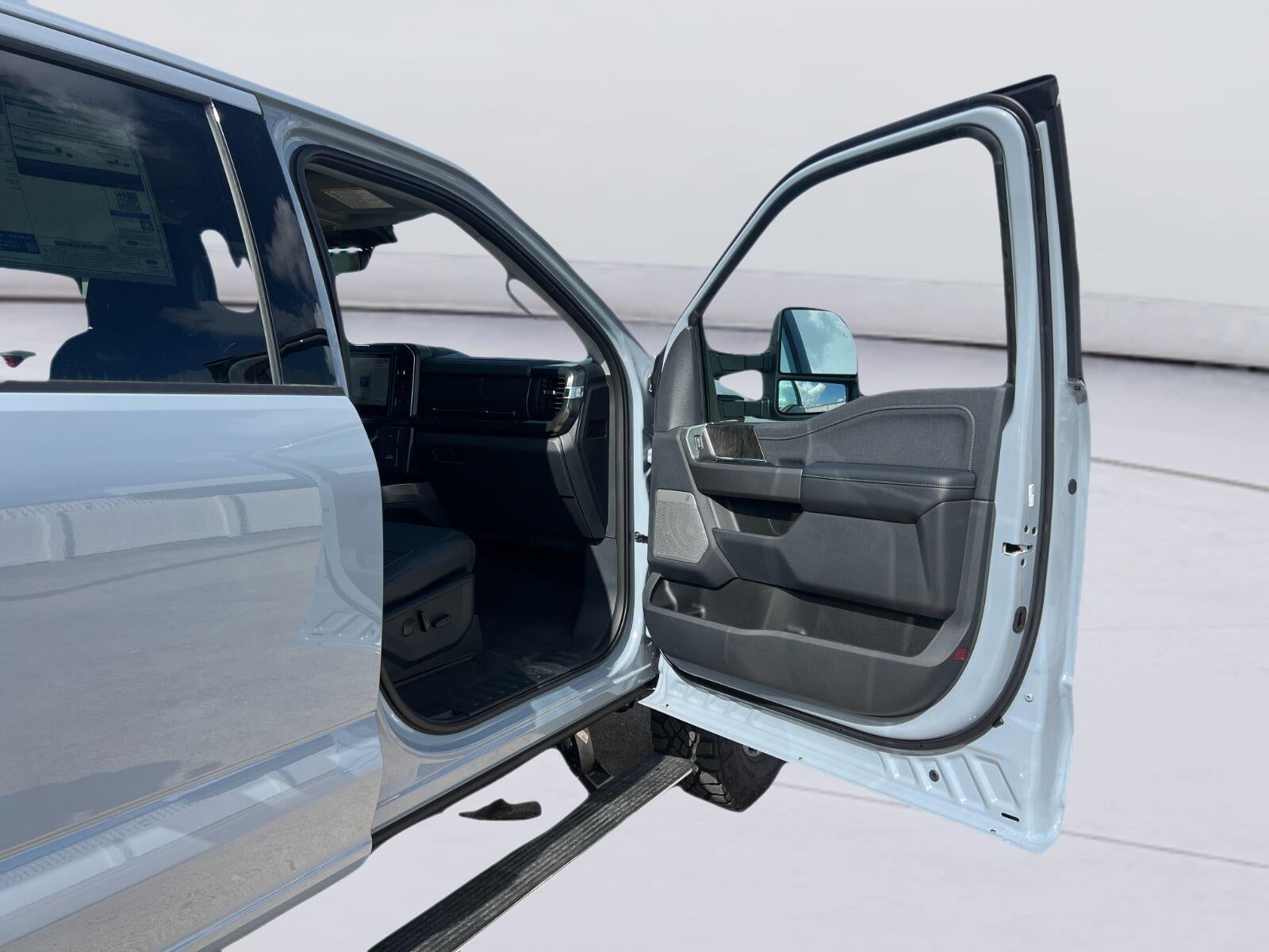 2026 Ford Super Duty F-250 Lariat
