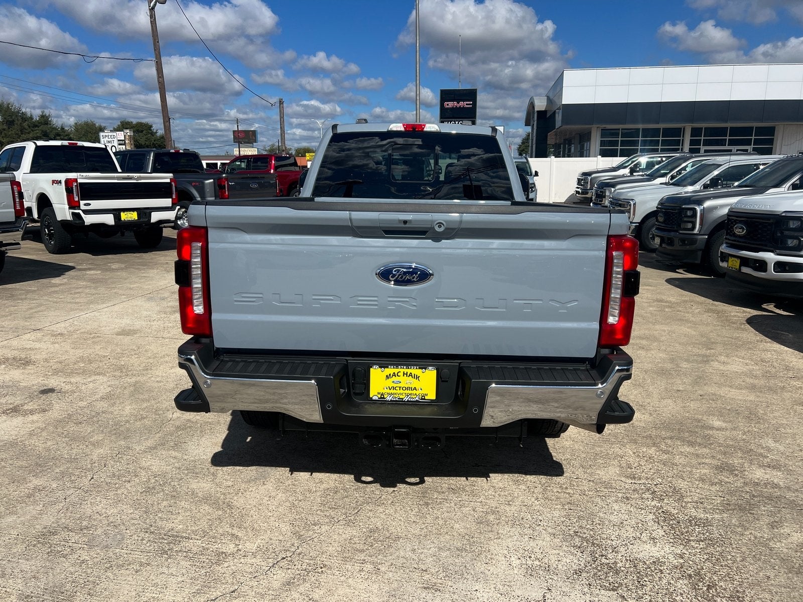 2026 Ford F-350SD Lariat