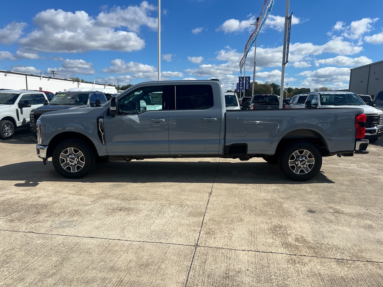 2026 Ford F-350SD Lariat