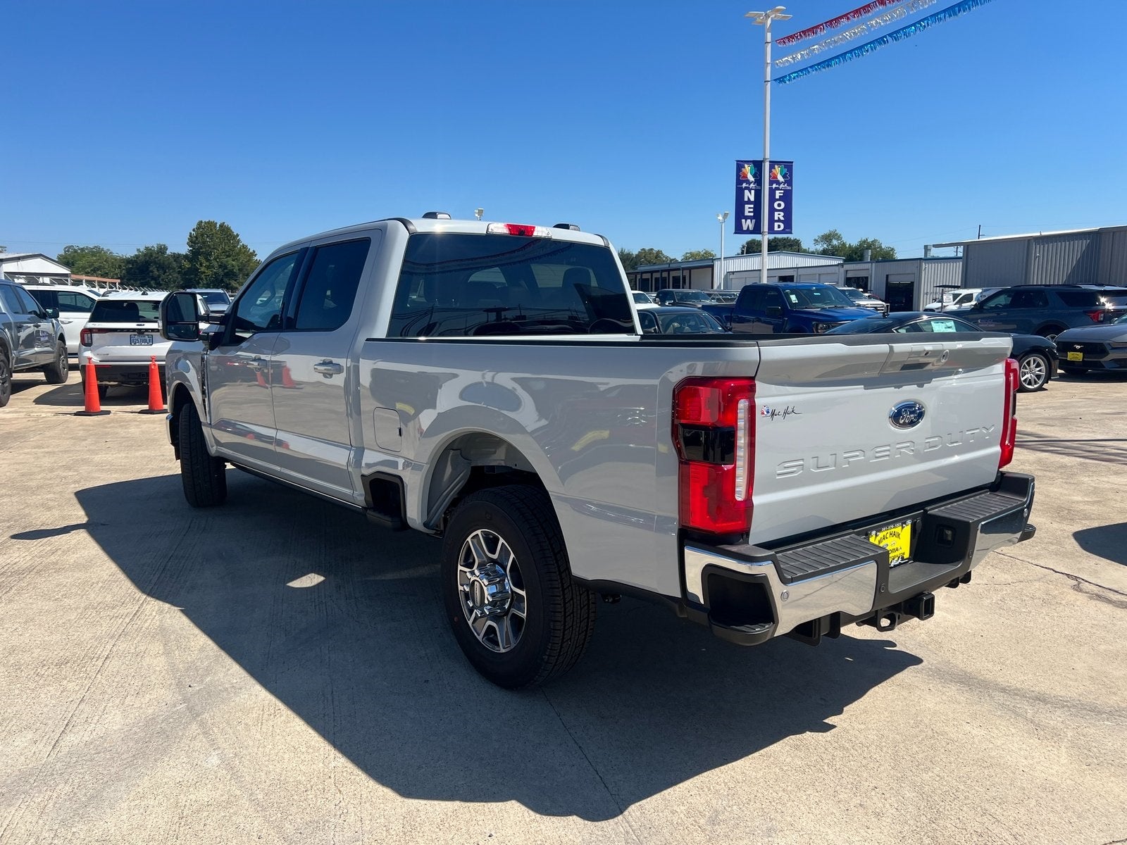 2026 Ford F-350SD Lariat