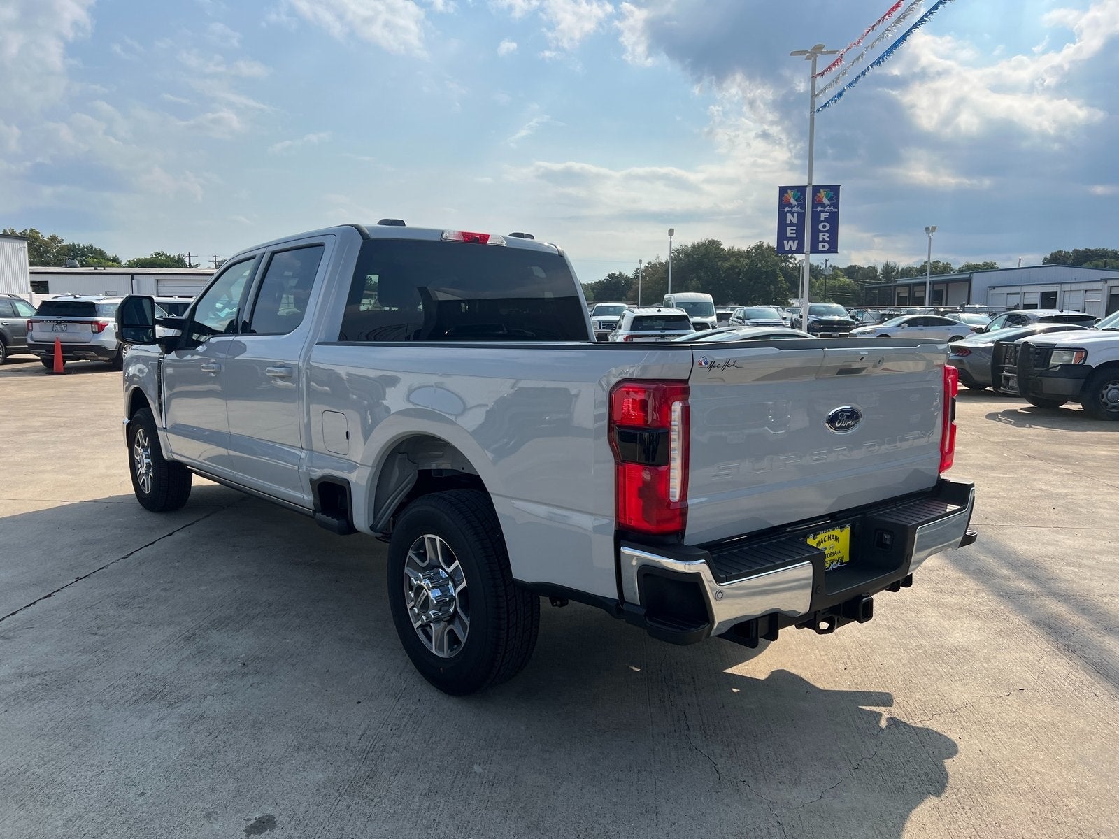 2026 Ford F-350SD Lariat