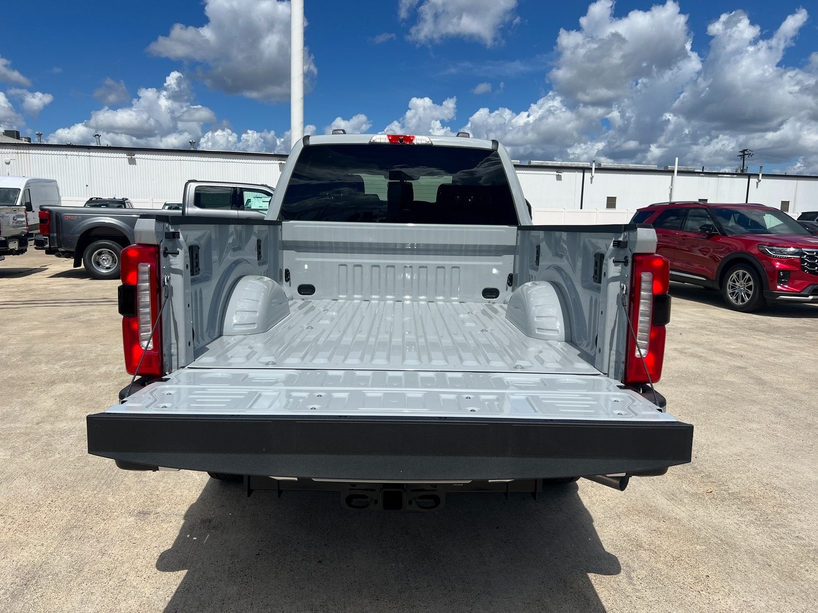 2026 Ford F-350SD Lariat