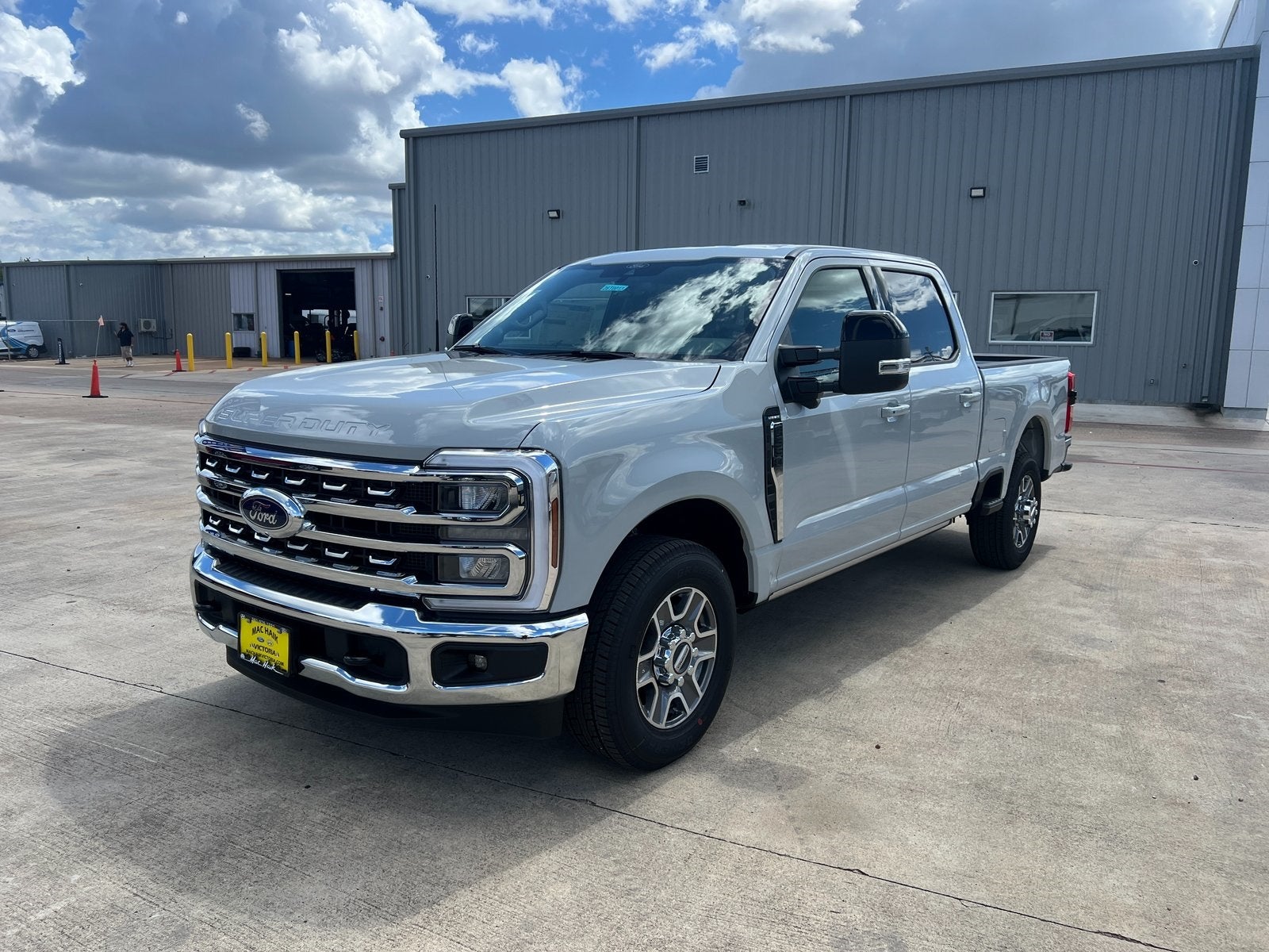 2026 Ford F-350SD Lariat