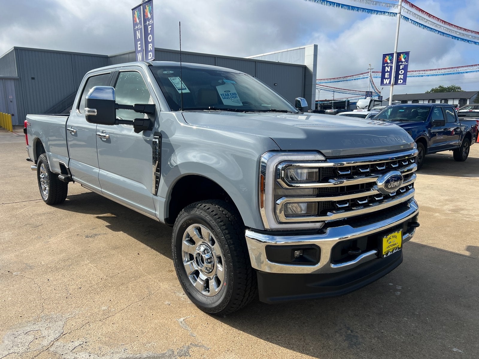 2026 Ford F-350SD Lariat