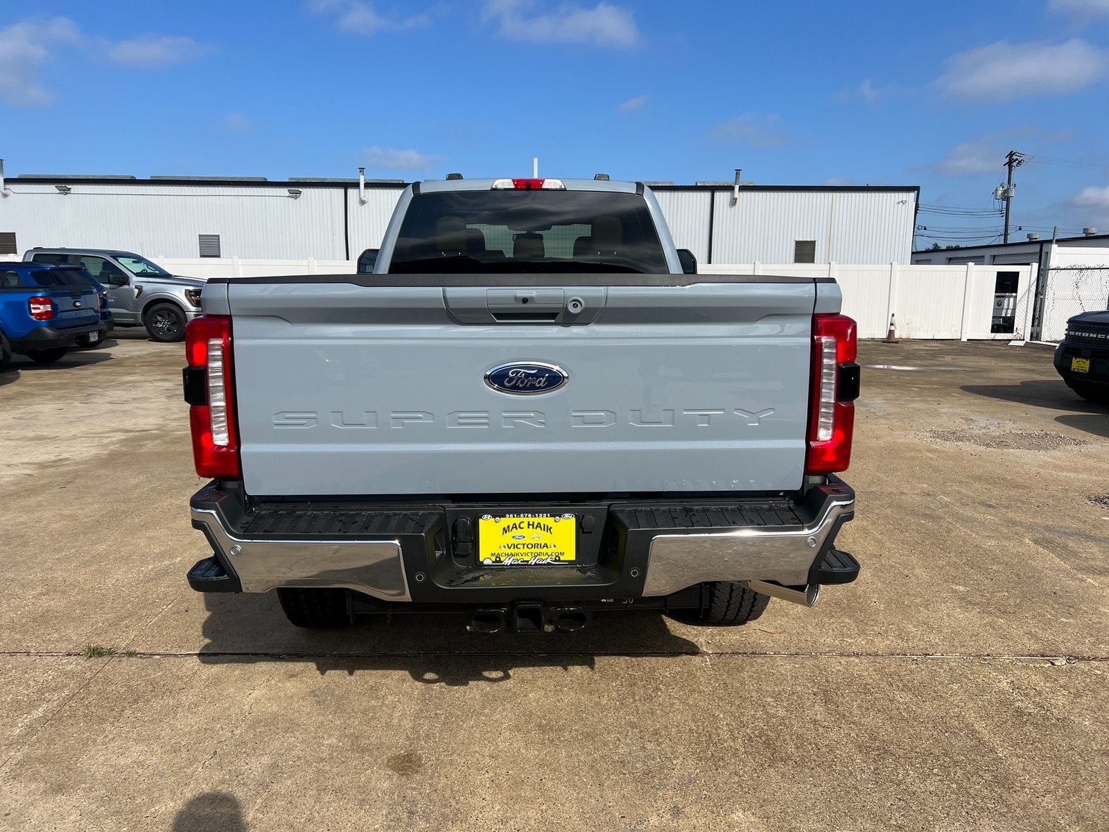 2026 Ford F-350SD Lariat