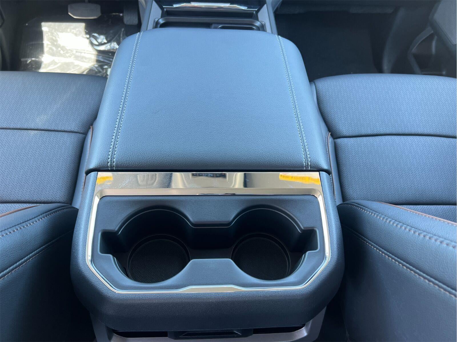 2026 Ford Super Duty F-350 Lariat