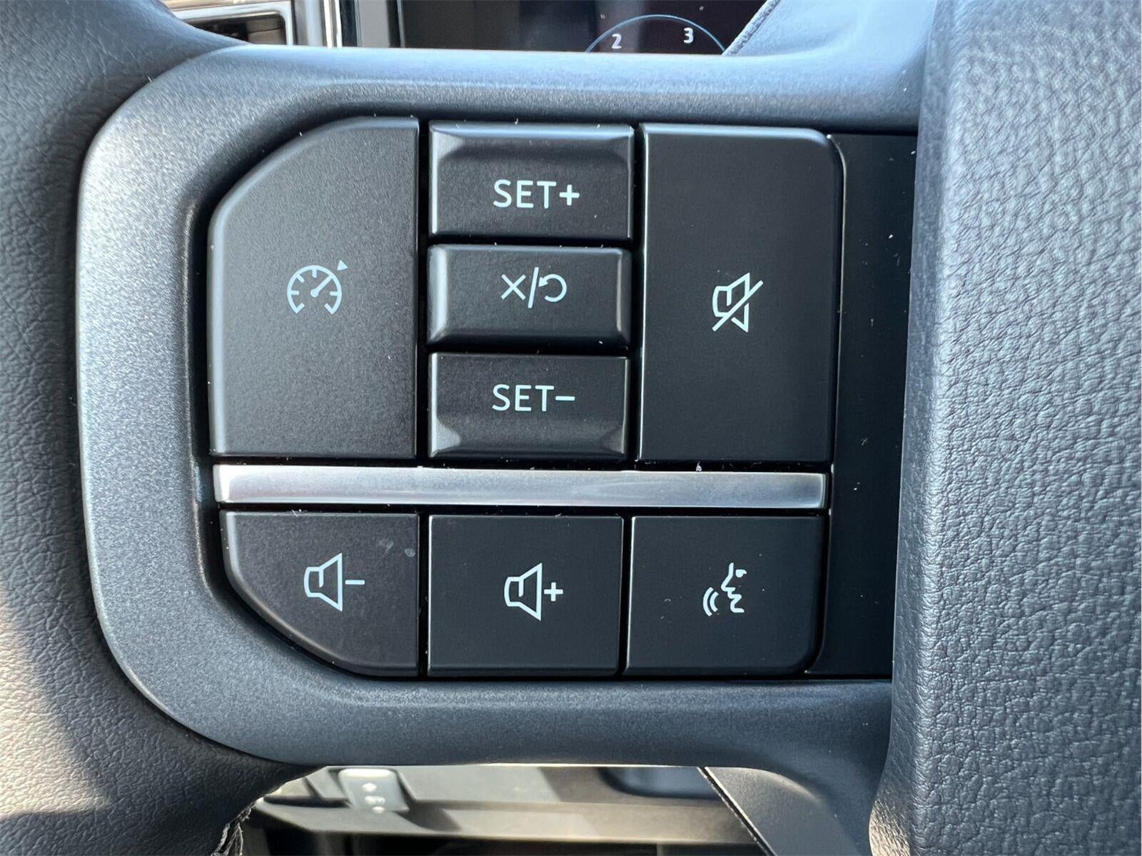 2026 Ford Super Duty F-350 Lariat