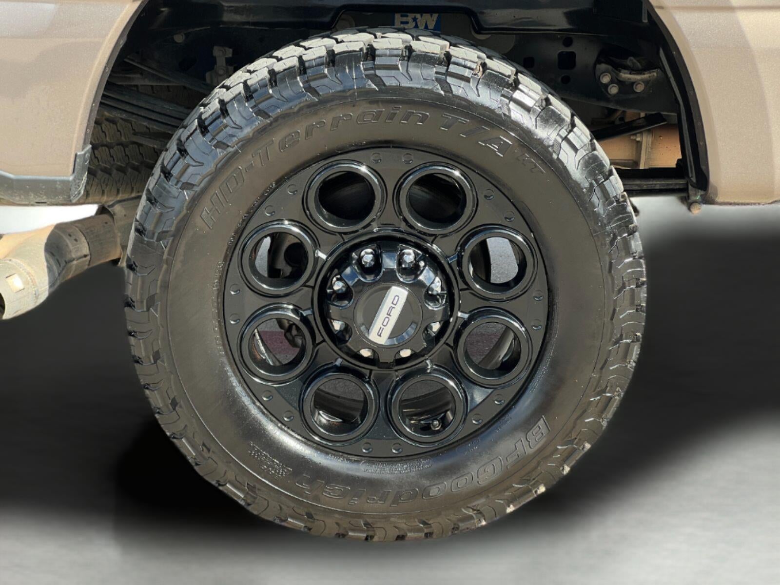 2023 Ford Super Duty F-350 SRW LARIAT