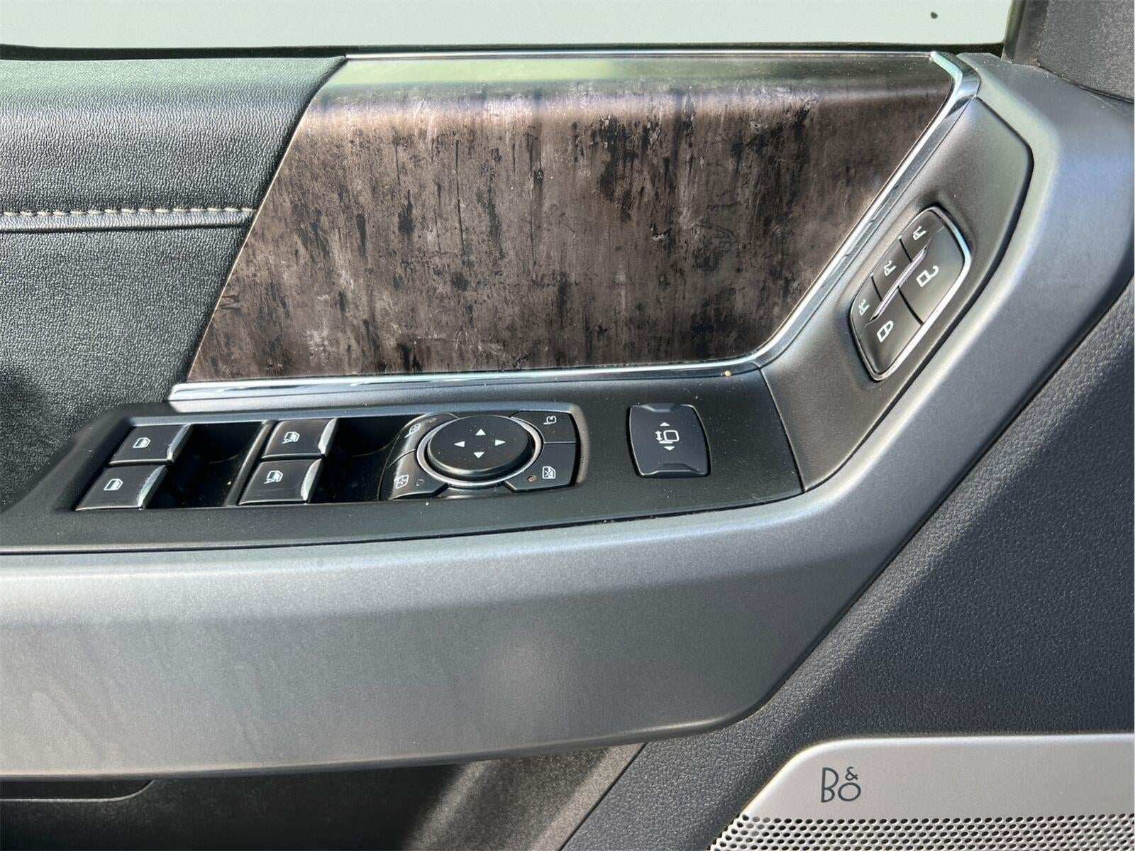2023 Ford Super Duty F-350 SRW LARIAT
