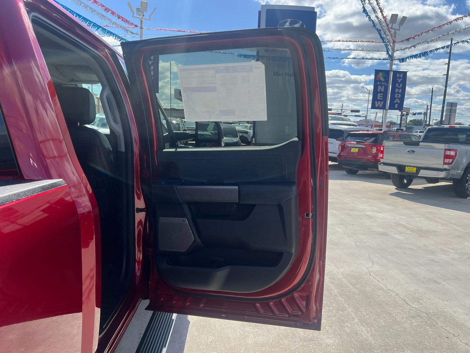 2026 Ford F-350SD Lariat