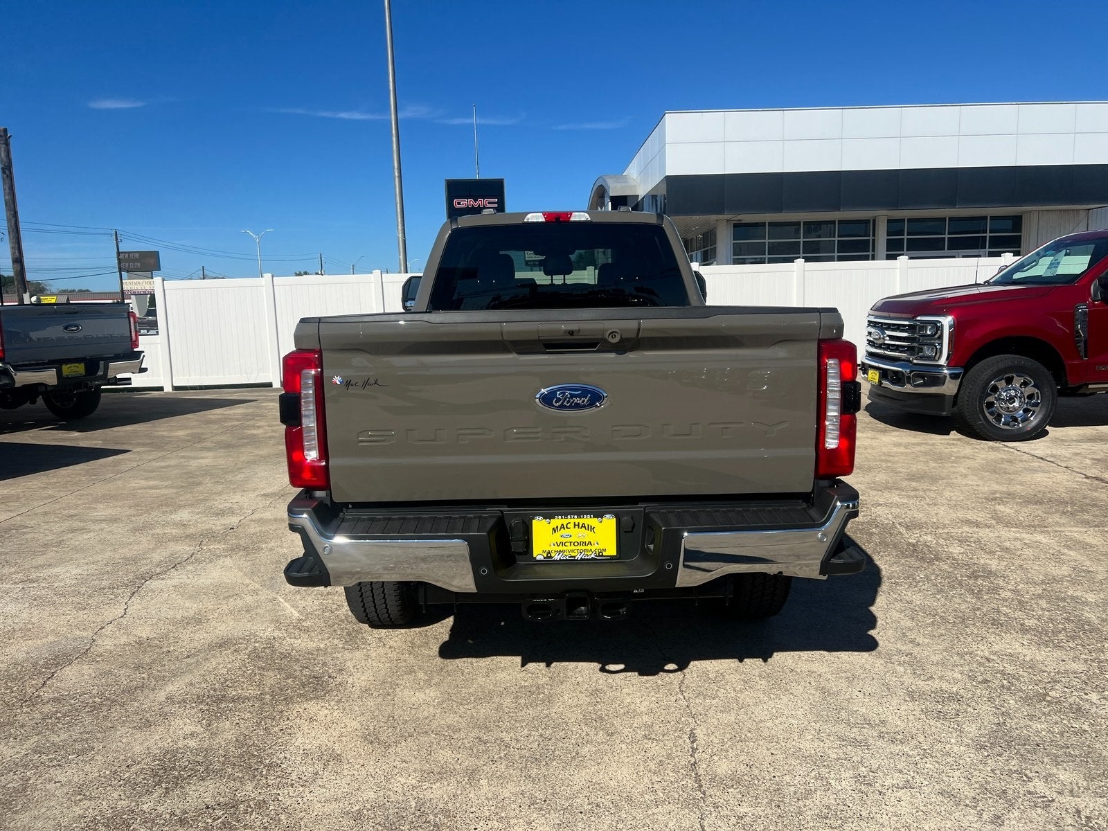 2026 Ford F-350SD Lariat