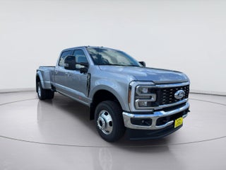 2027 Ford Super Duty F-350 DRW King Ranch