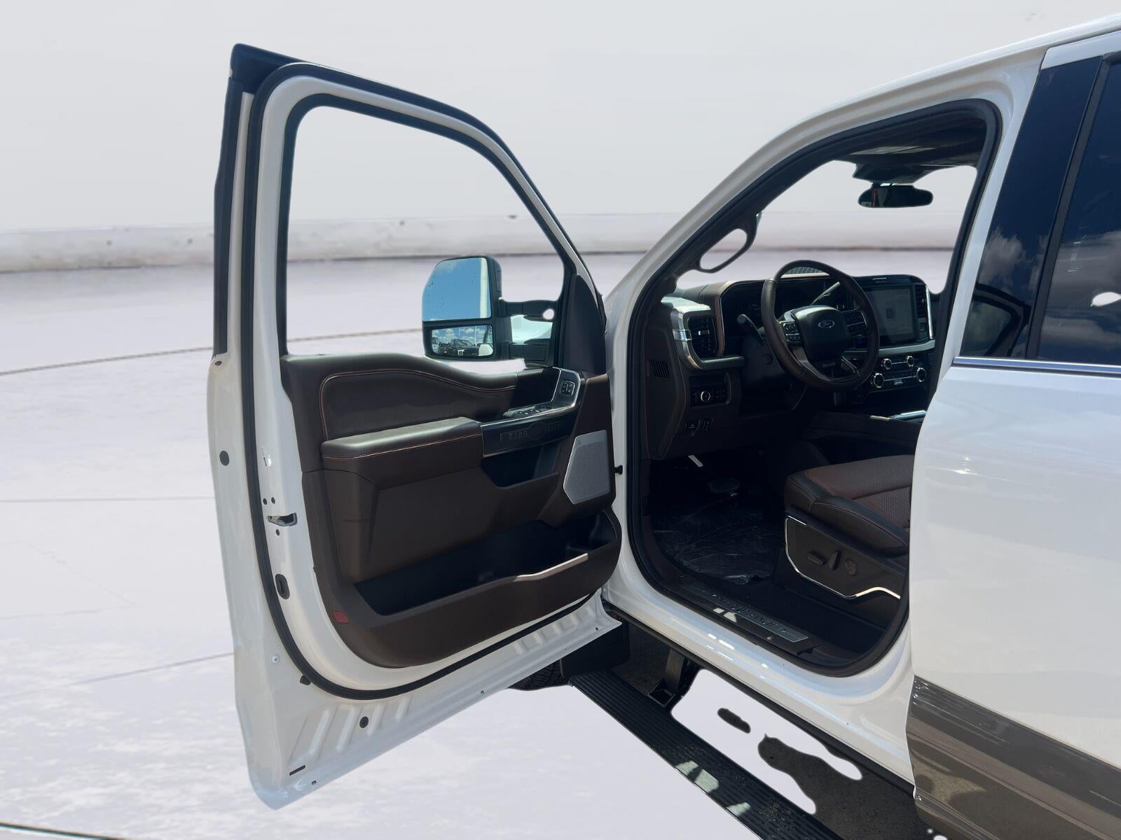 2026 Ford Super Duty F-350 DRW King Ranch