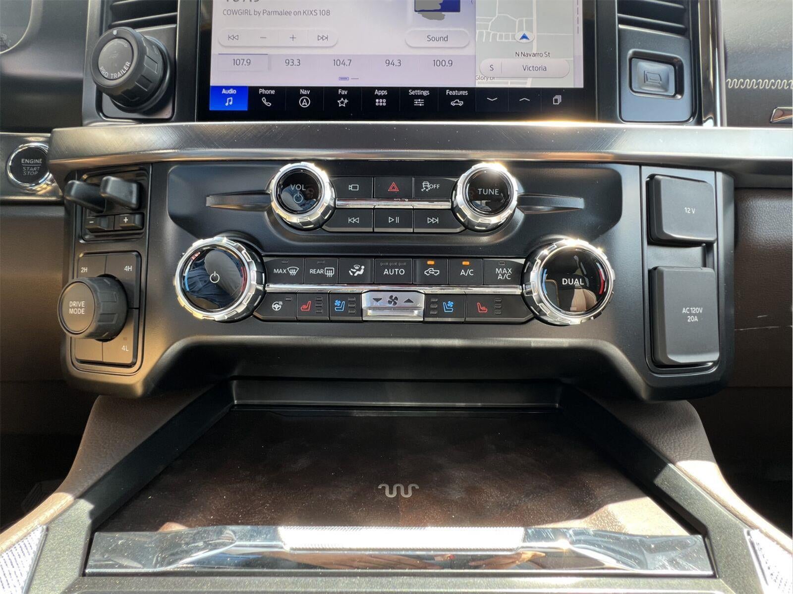2026 Ford Super Duty F-350 DRW King Ranch