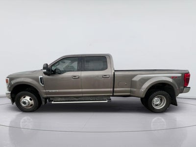 2022 Ford Super Duty F-350 DRW Lariat