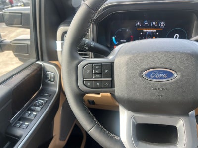 2026 Ford F-350SD Lariat DRW