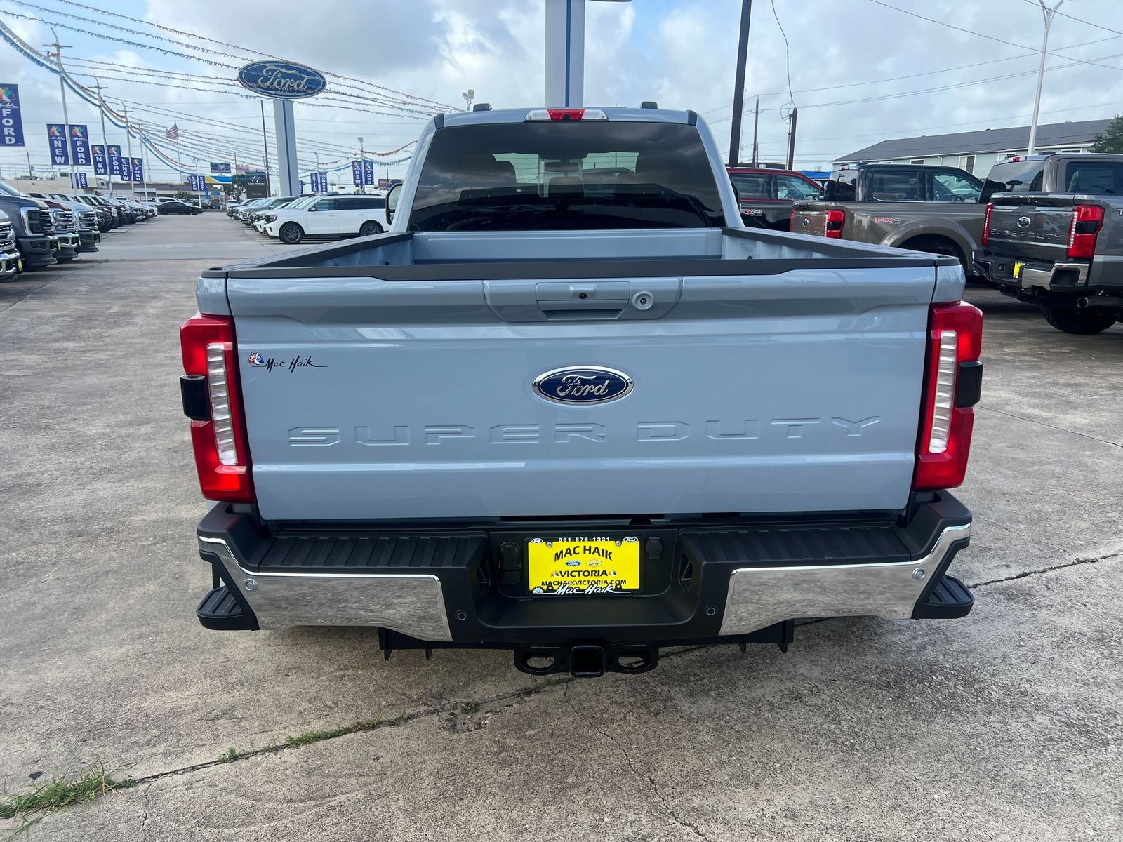 2026 Ford F-350SD Lariat DRW