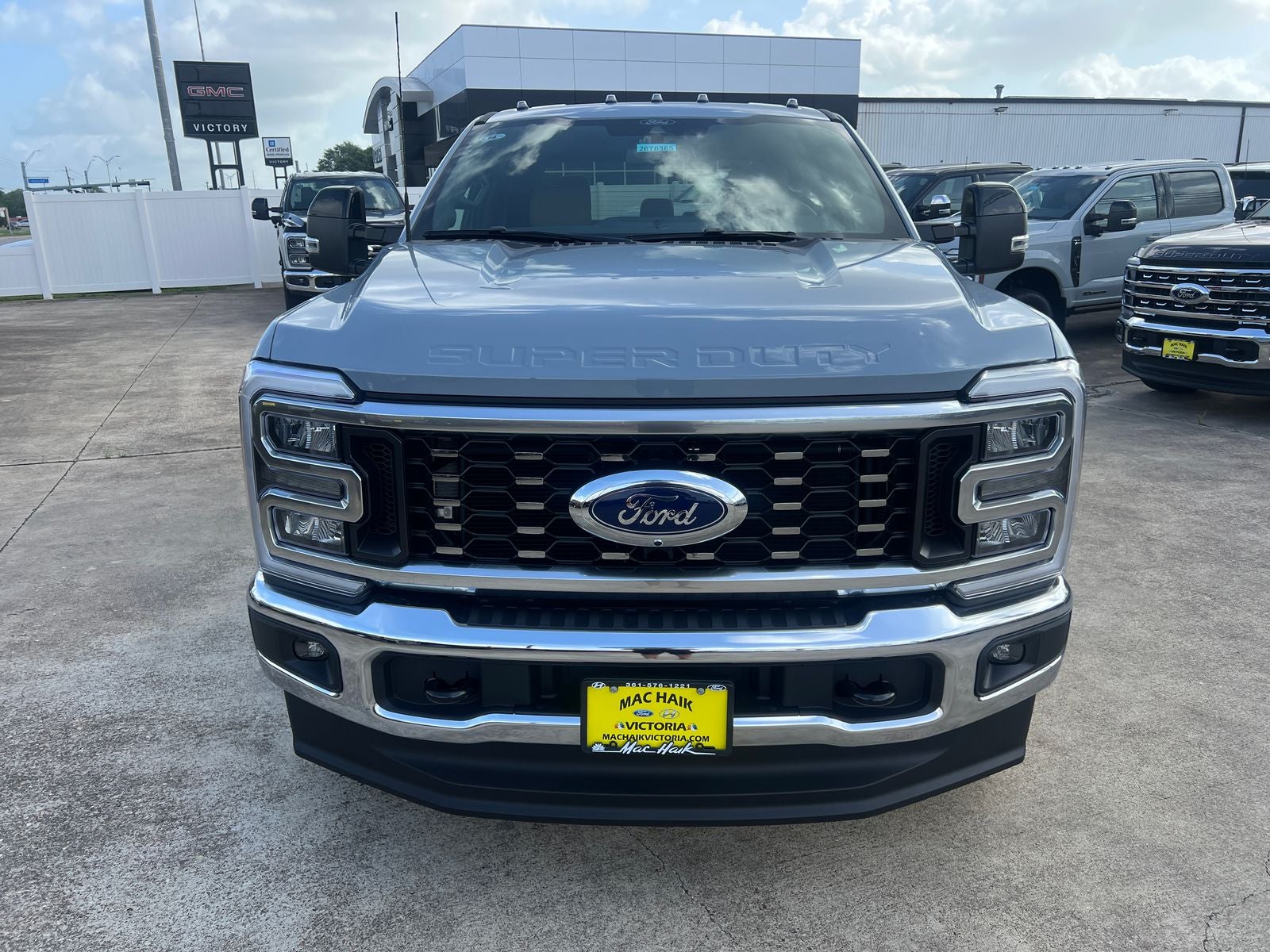 2026 Ford F-350SD Lariat DRW