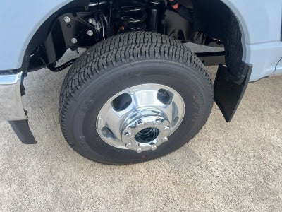 2026 Ford F-350SD Lariat DRW