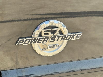 2015 Ford Super Duty F-350 DRW Lariat