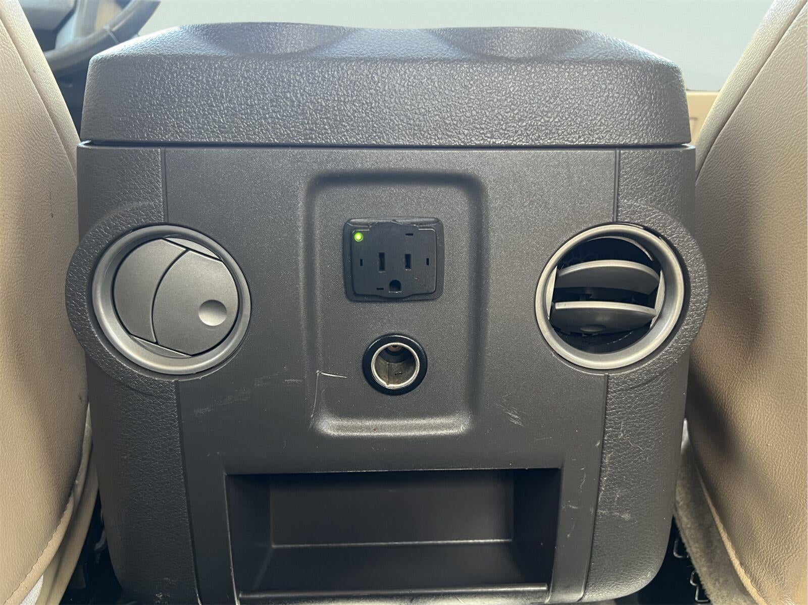 2015 Ford Super Duty F-350 DRW Lariat