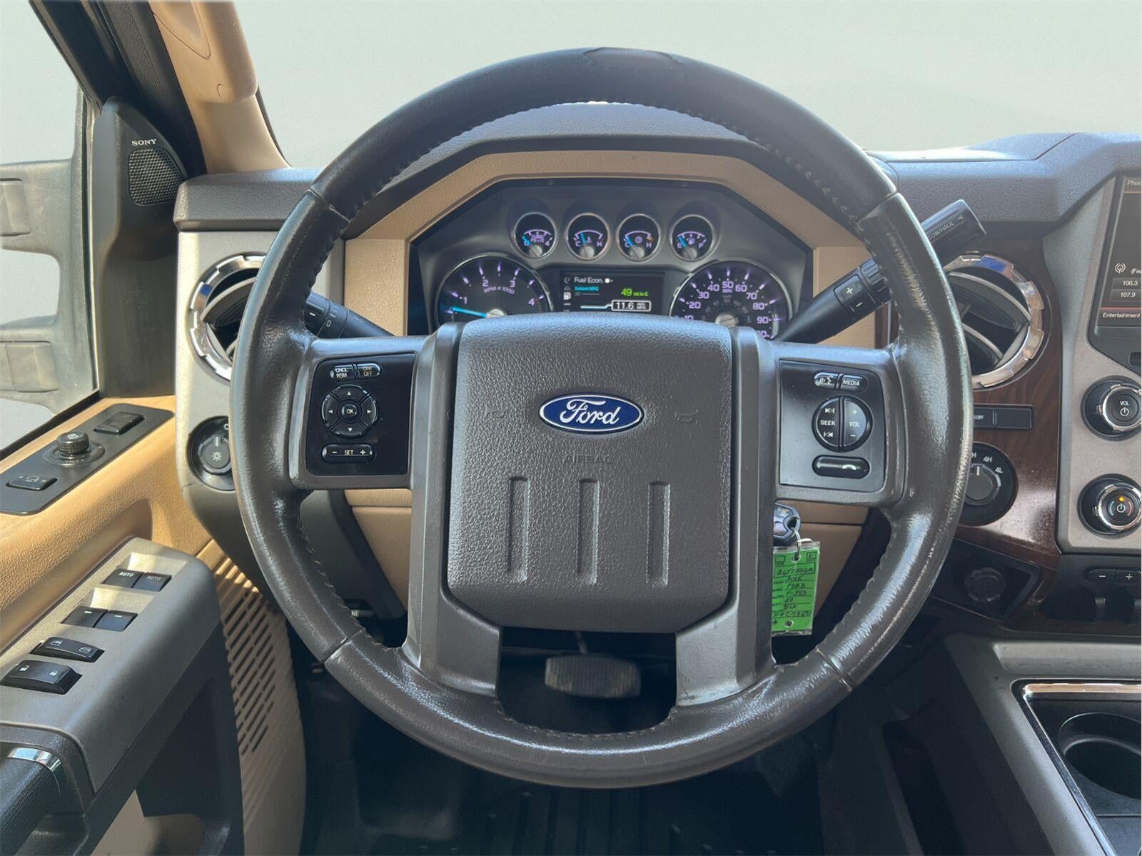 2015 Ford Super Duty F-350 DRW Lariat
