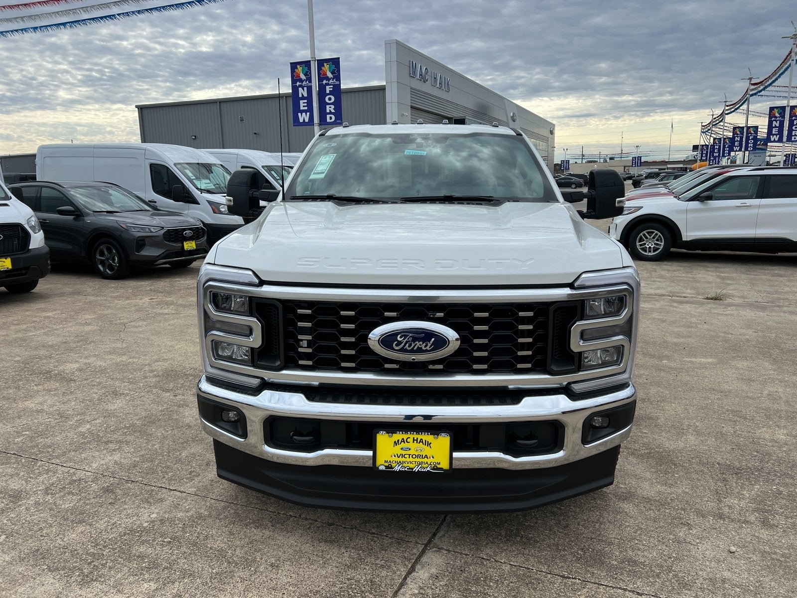 2026 Ford F-350SD Lariat DRW