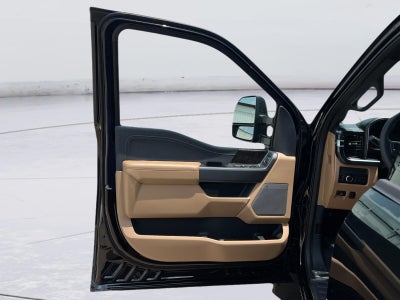 2026 Ford Super Duty F-350 DRW LARIAT