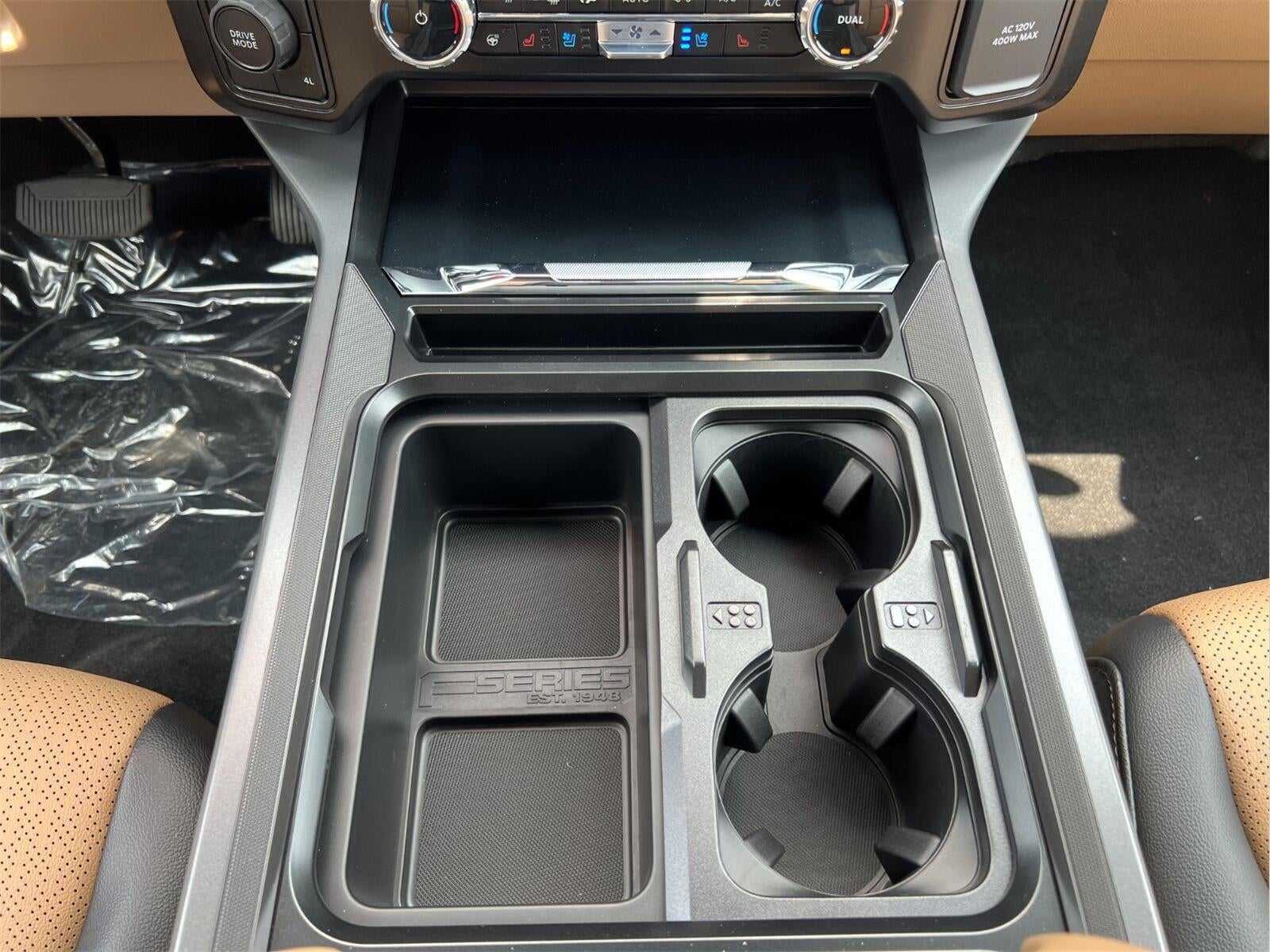 2026 Ford Super Duty F-350 DRW LARIAT
