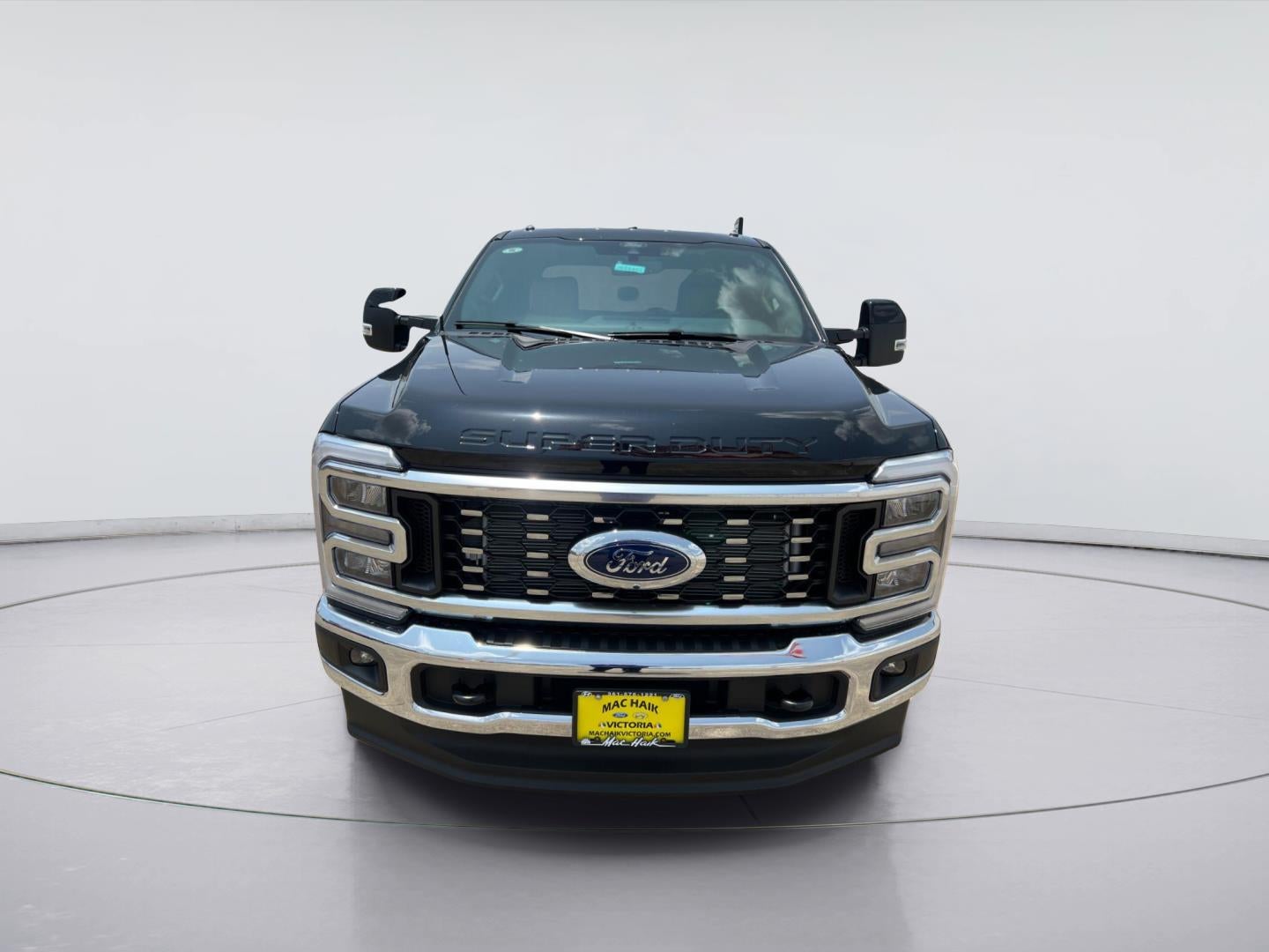 2026 Ford Super Duty F-350 DRW LARIAT