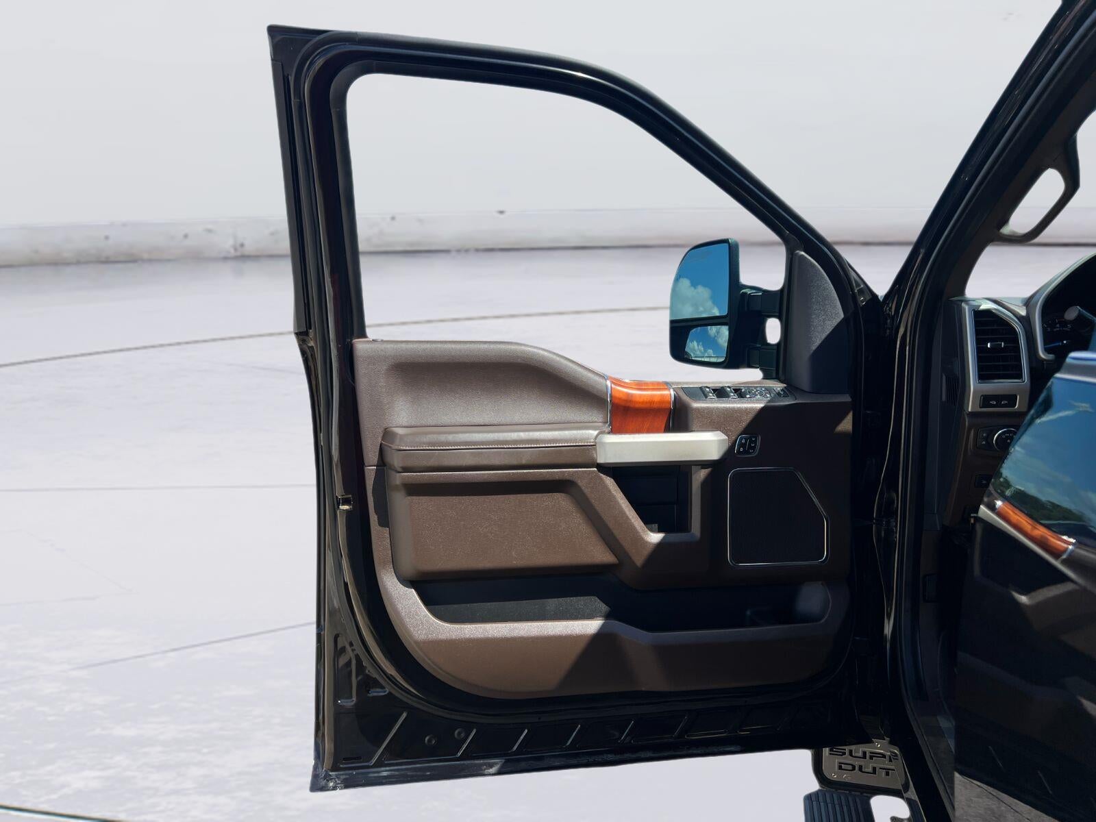2022 Ford Super Duty F-350 DRW King Ranch