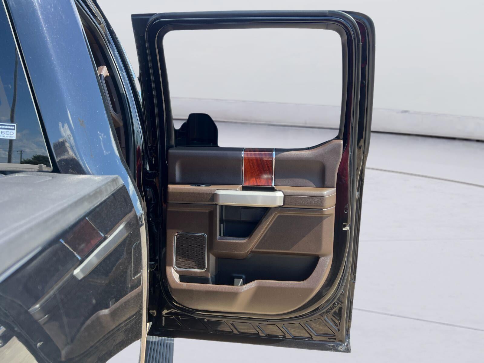 2022 Ford Super Duty F-350 DRW King Ranch