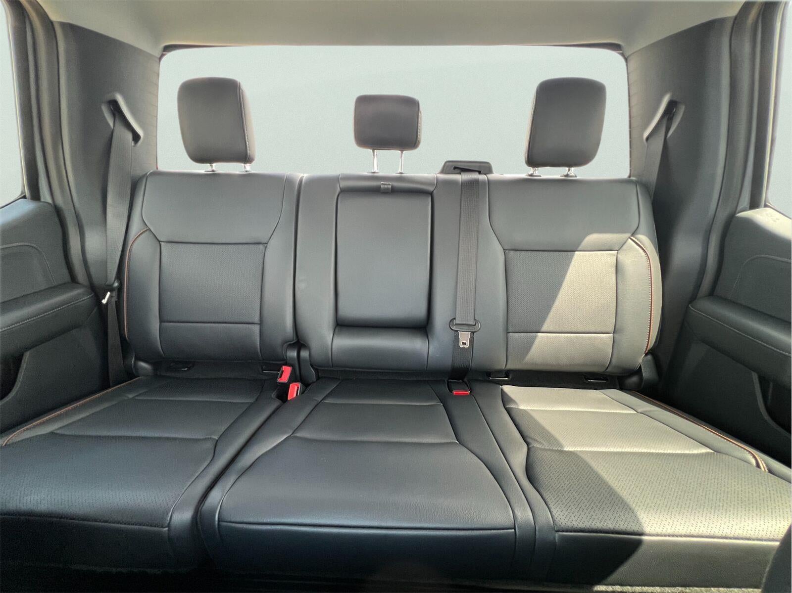 2026 Ford Super Duty F-350 Drw LARIAT