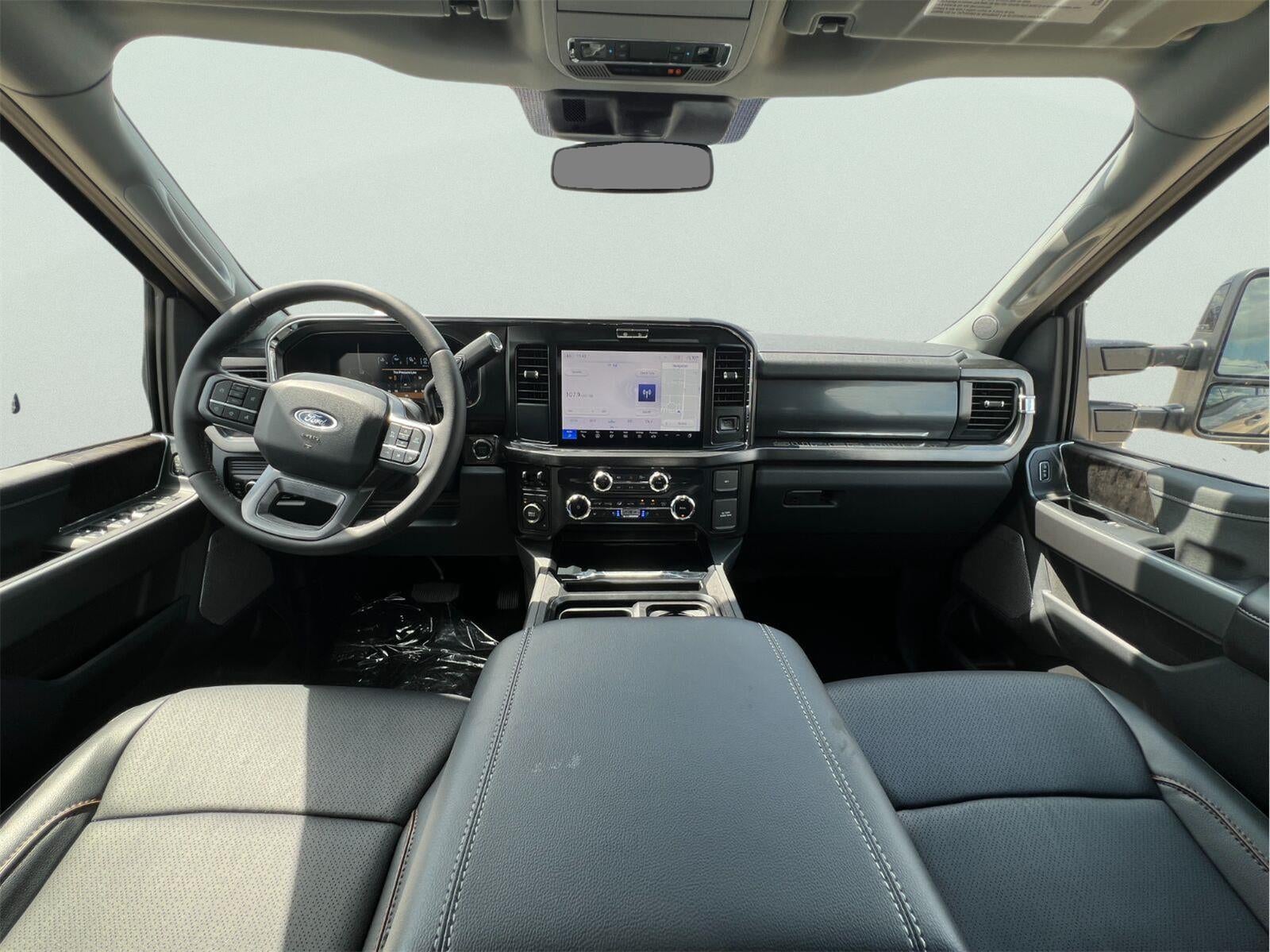 2026 Ford Super Duty F-350 Drw LARIAT