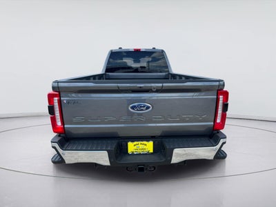 2026 Ford Super Duty F-350 Drw LARIAT