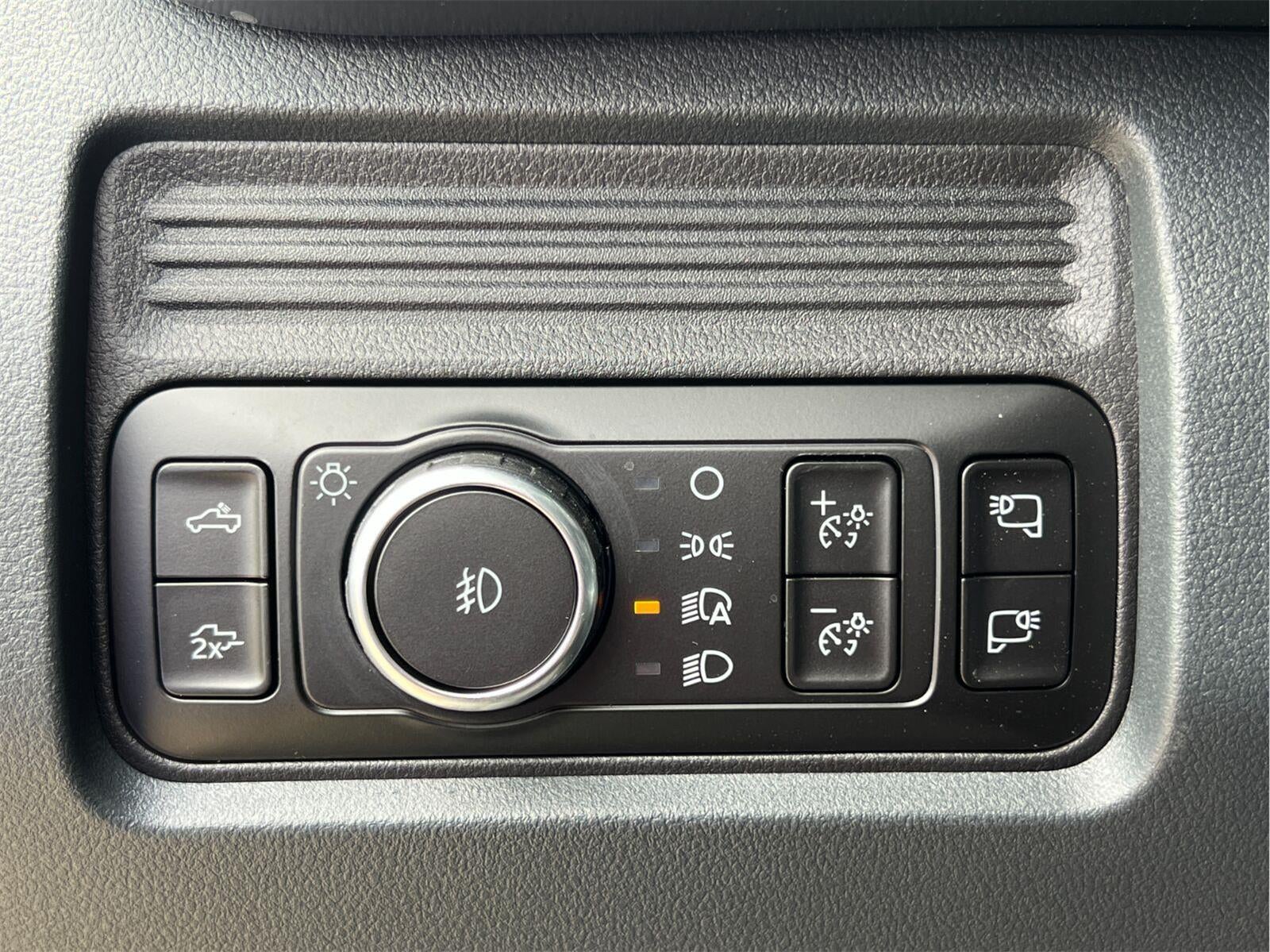 2026 Ford Super Duty F-350 Drw LARIAT