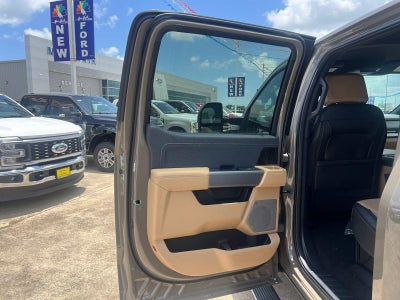 2026 Ford Super Duty F-350 DRW Lariat