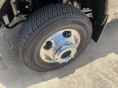 2026 Ford Super Duty F-350 DRW Lariat