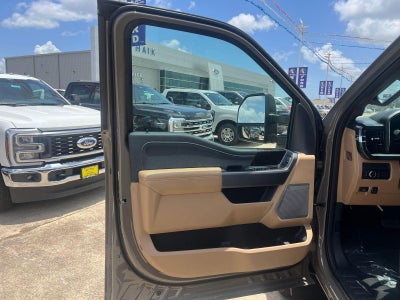 2026 Ford Super Duty F-350 DRW Lariat
