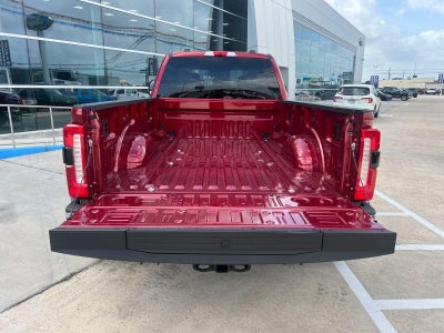 2026 Ford Super Duty F-350 DRW Lariat