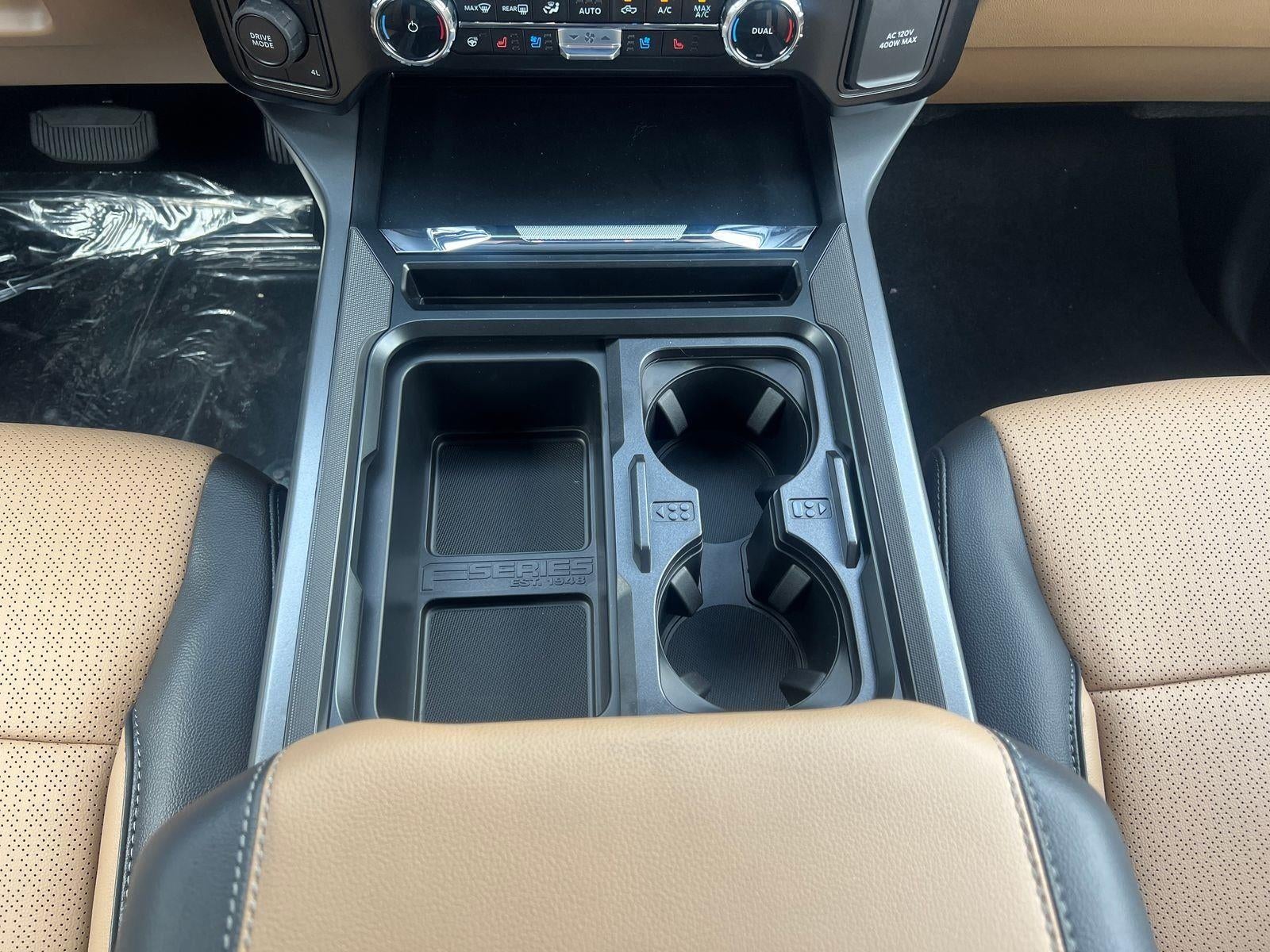 2026 Ford Super Duty F-350 DRW Lariat