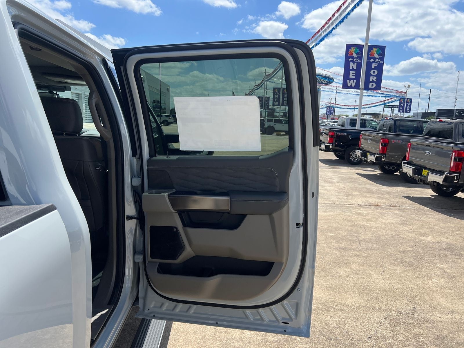 2026 Ford F-450SD Platinum DRW