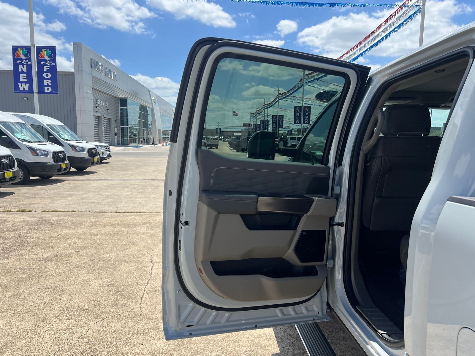 2026 Ford F-450SD Platinum DRW