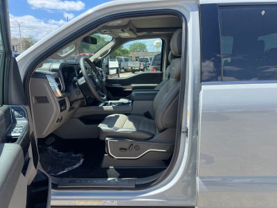 2026 Ford F-450SD Platinum DRW