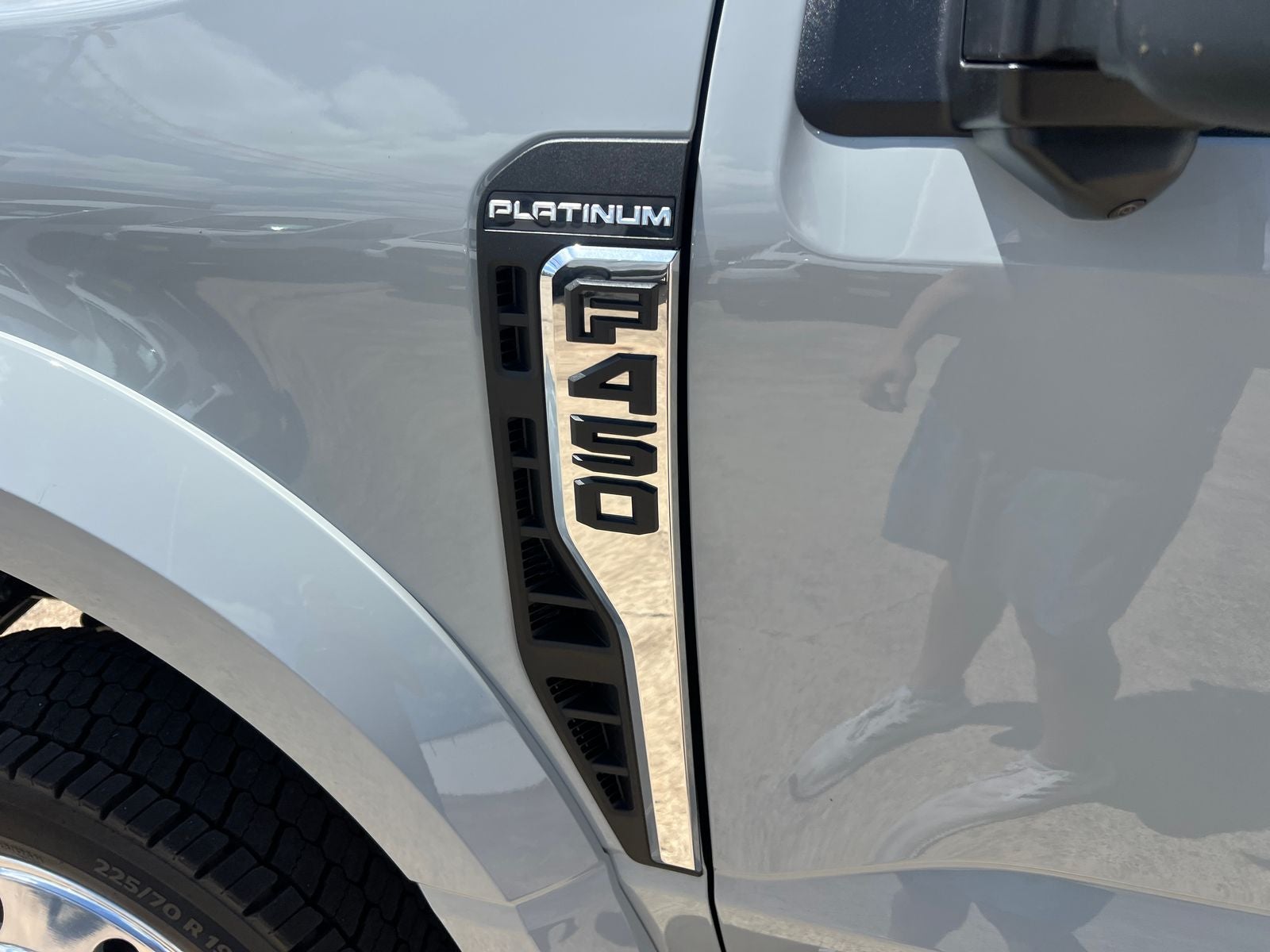 2026 Ford F-450SD Platinum DRW