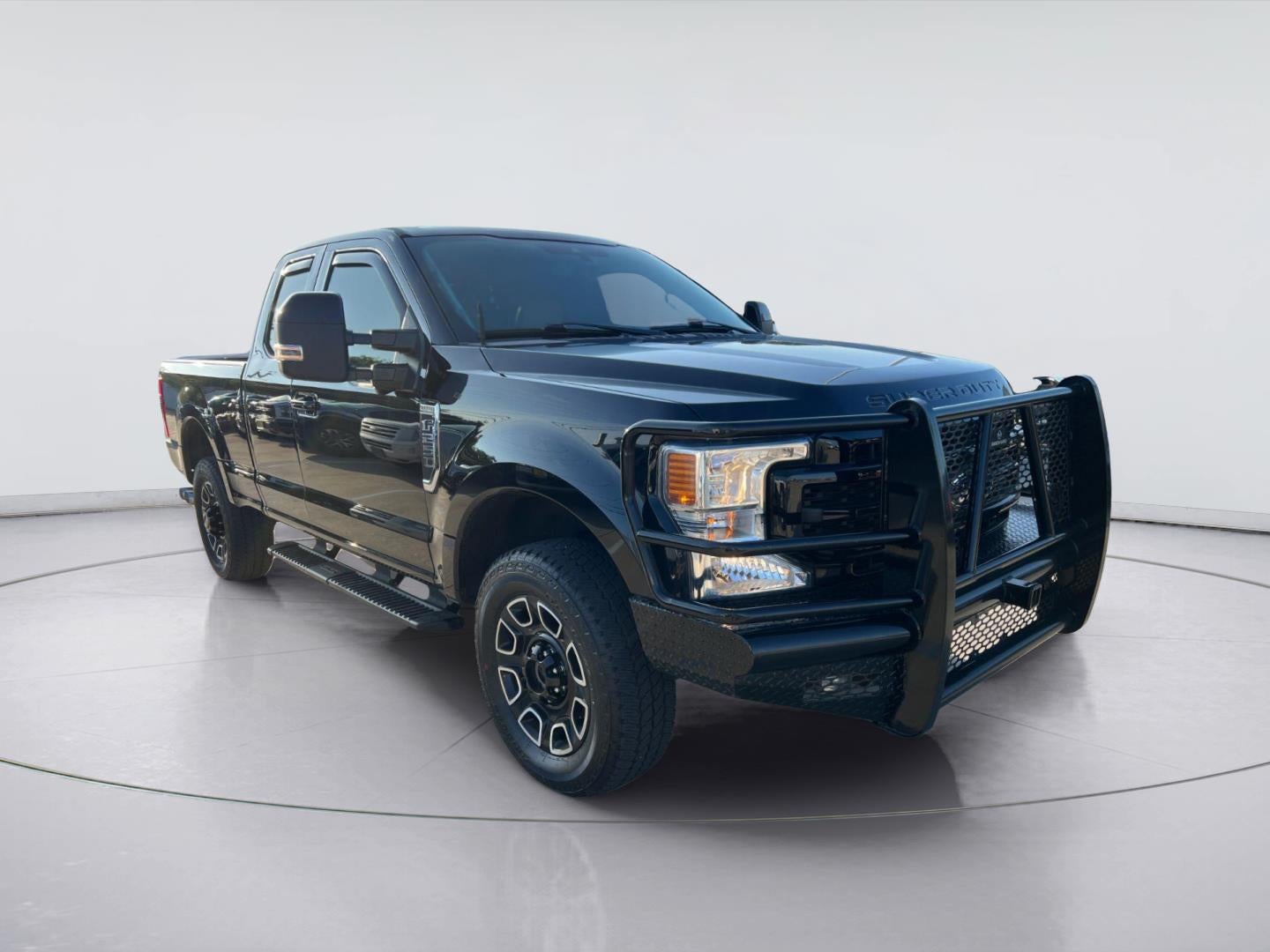 2022 Ford Super Duty F-250 Lariat